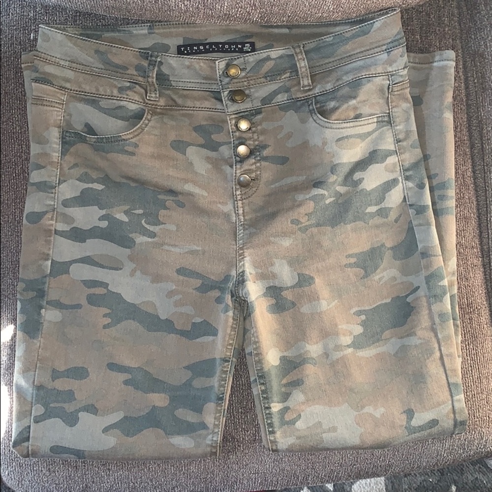 Tinseltown Camo Jegging Sz 15